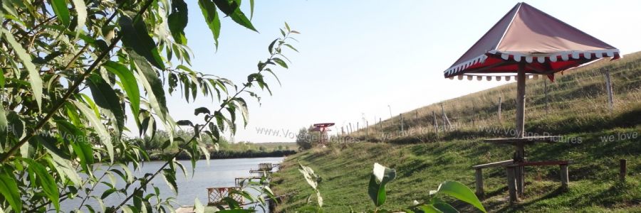 Travel Pictures Valley of the Ponds